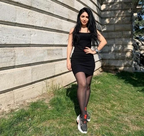 Buca Şerefsiz Escort